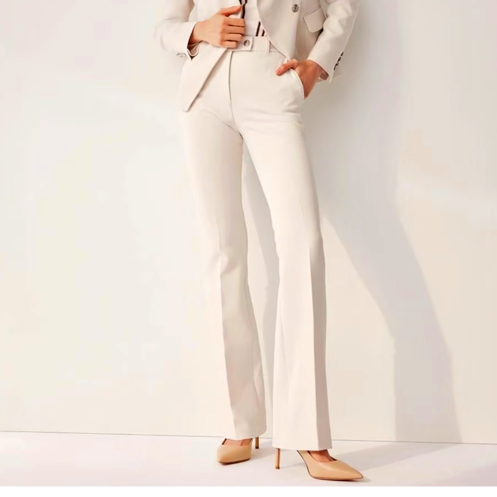 Size 8, slim boot pants, white house black market